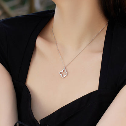 [Goodv]Four-Leaf Clover Hollow Design Exquisite Necklace
