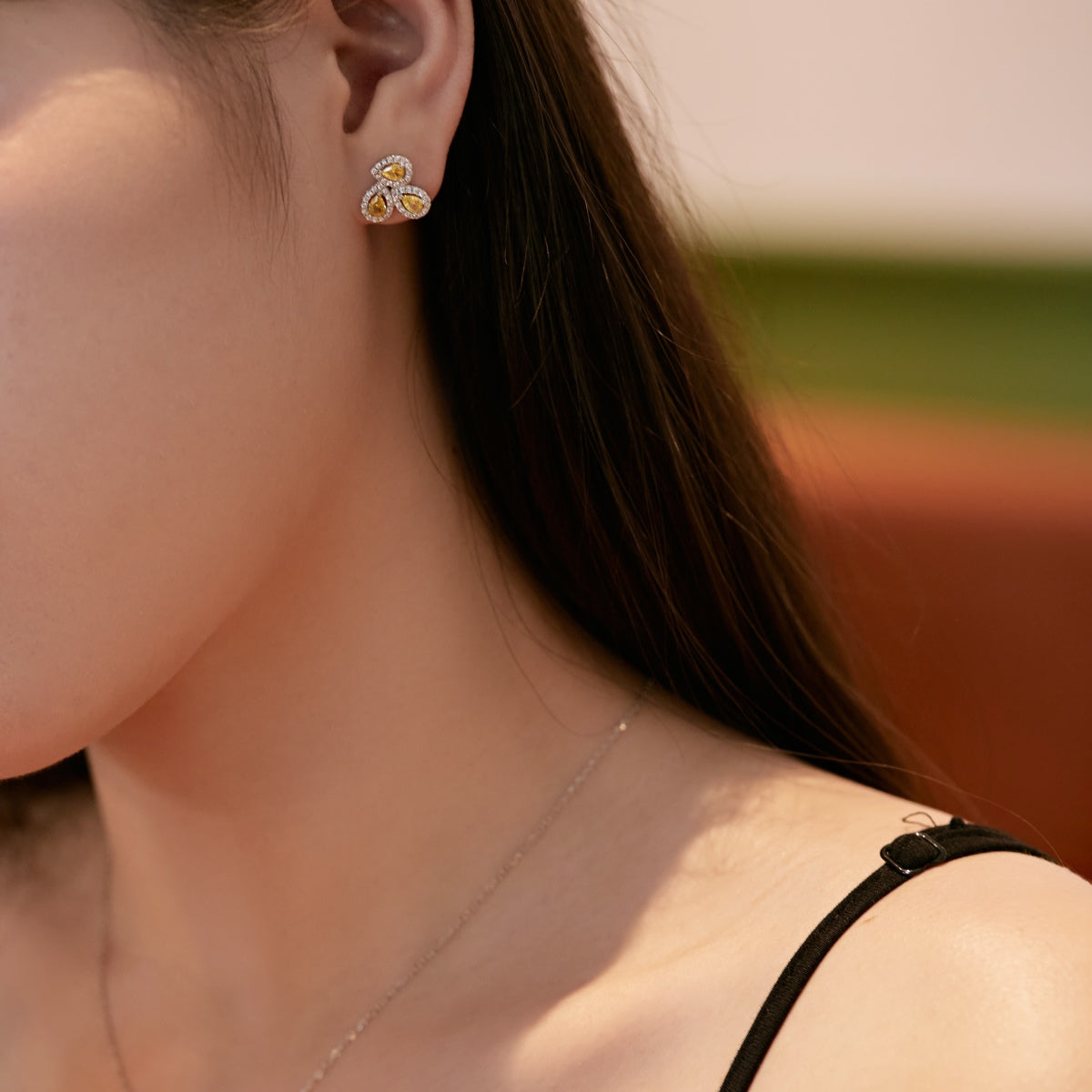 [Goodv]Ornate Flower Shape Pear Cut Lover Earrings