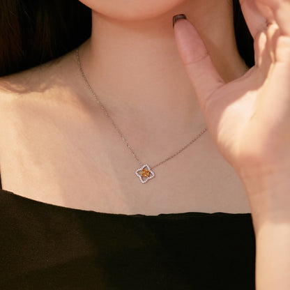 [Goodv]Exquisite Flower Shape Princess Cut Necklace