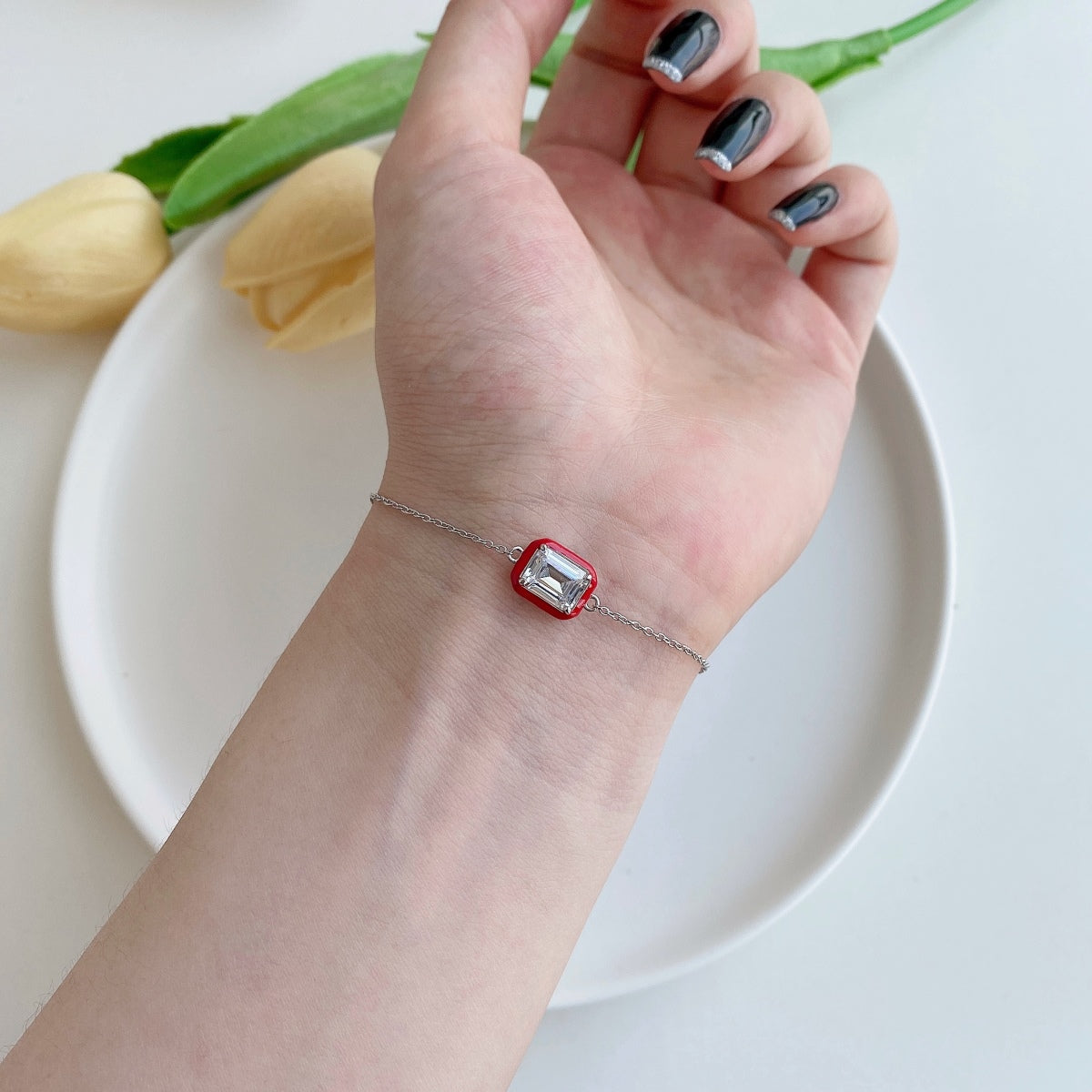 [Goodv]2.0 Carat Sparkling Colorful Emerald Cut Daily Bracelet