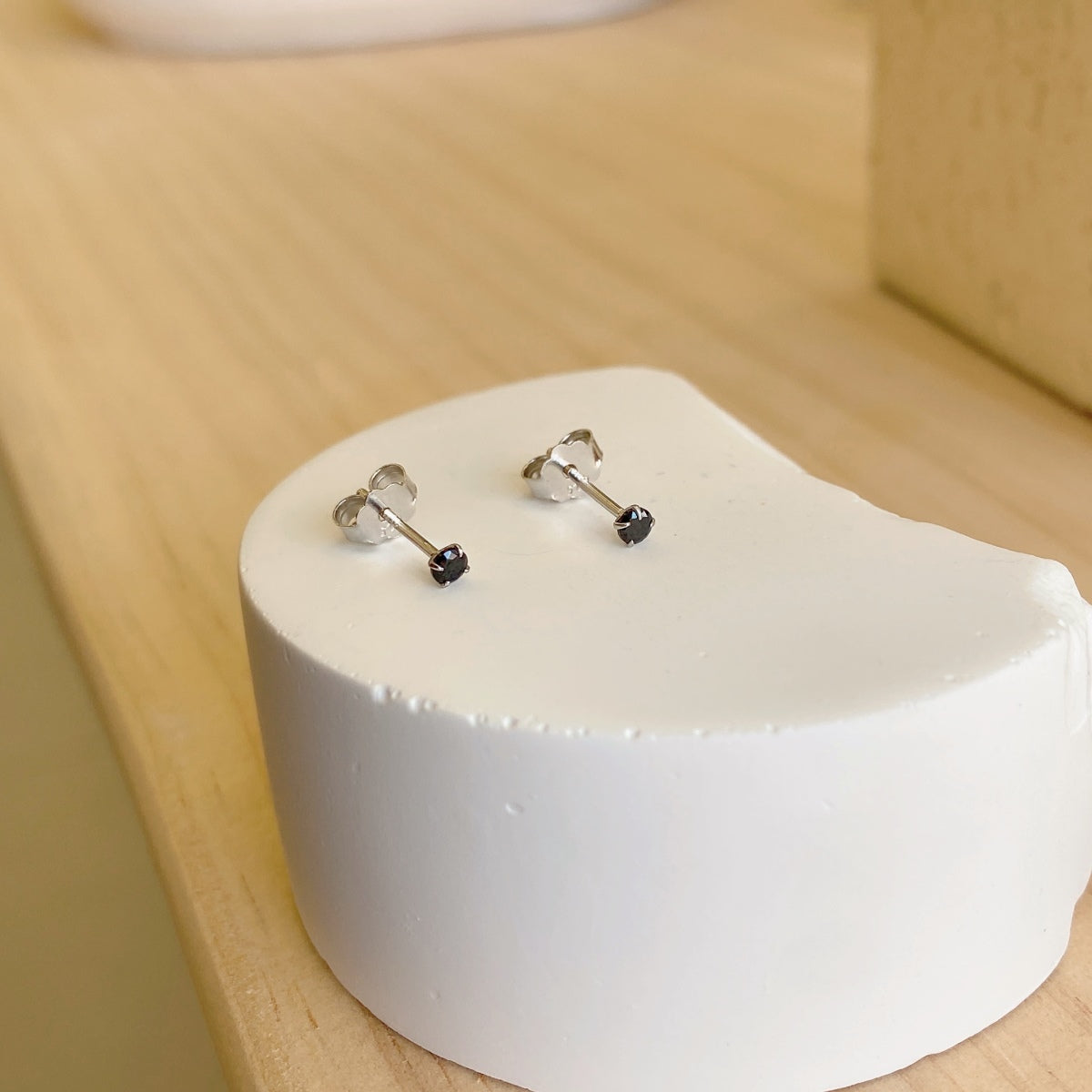 [Goodv]Delicate Solitaire Earrings