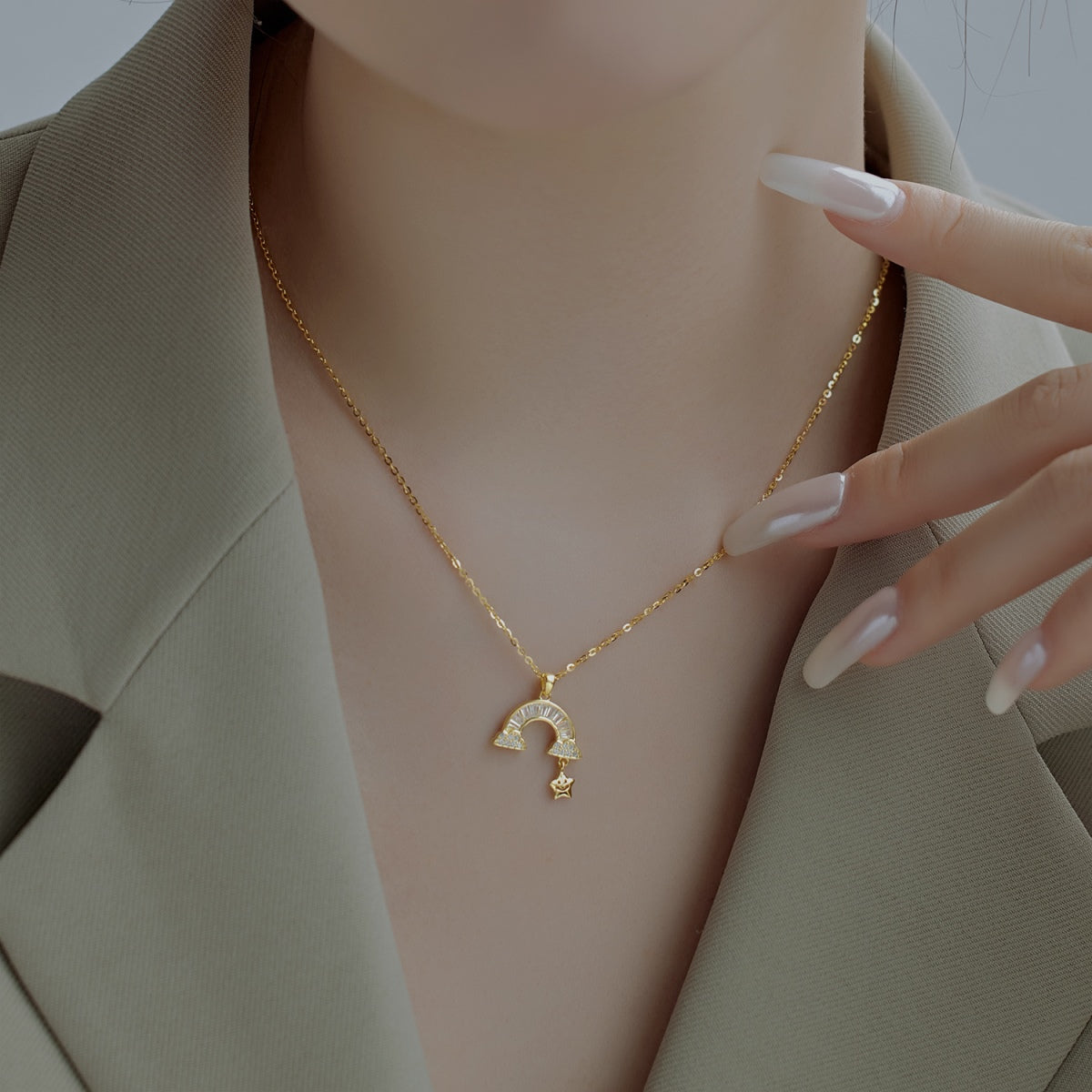 [Goodv]Unique Rainbow Star Necklace