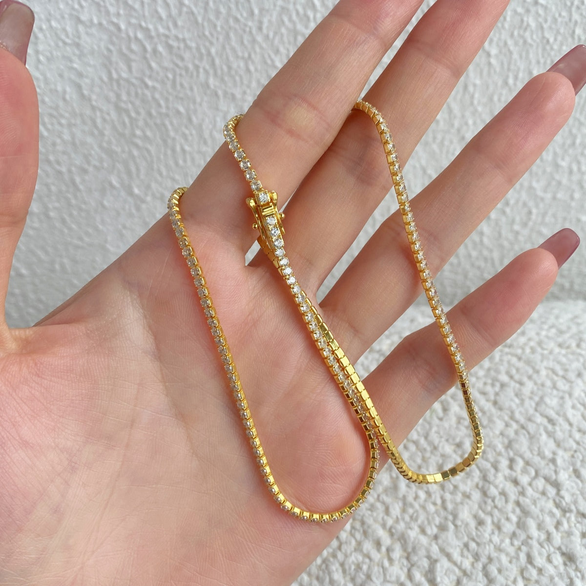 [Goodv]Delicate Round Shape Tennis Necklace