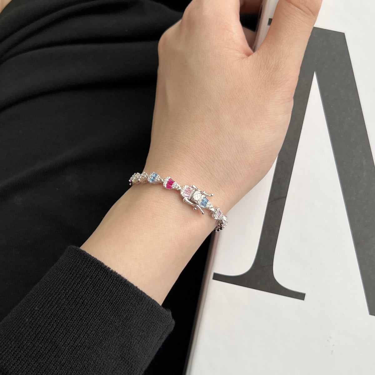 [Goodv]Radiant Water Drop Shape Daily Bracelet