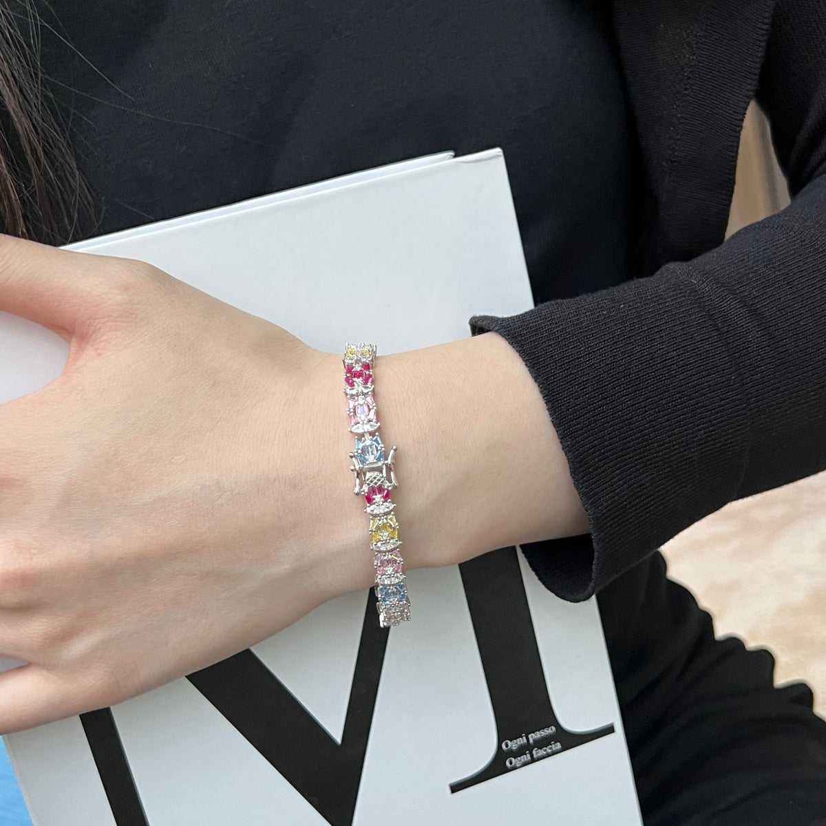 [Goodv]Delicate Colorful Multi Cut Party Bracelet