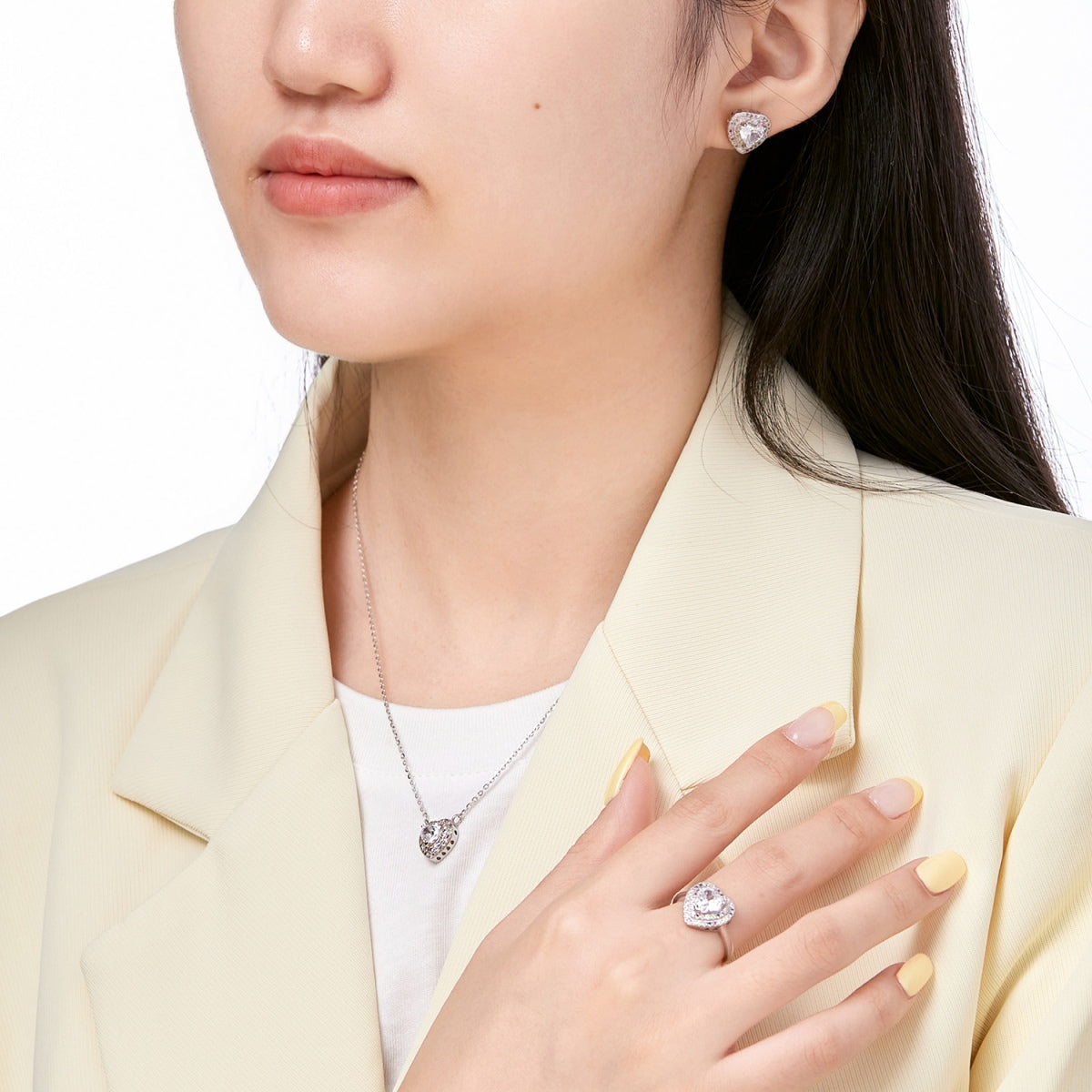 [Goodv]Delicate Ebullient Heart Shape Wedding Ring