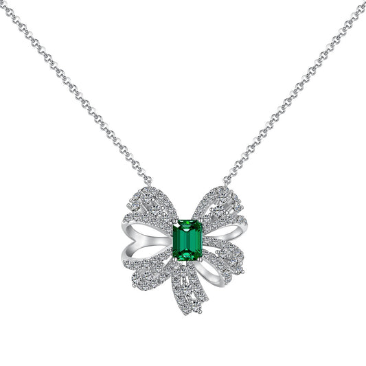 [Goodv]Luxurious Flower Shape Emerald Cut Necklace
