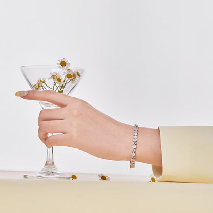 [Goodv]Dazzling Radiant Multi Cut Daily Bracelet