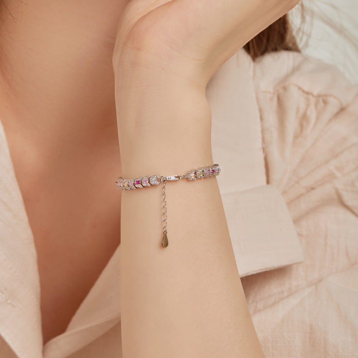 [Goodv]Delicate Colorful Multi Cut Daily Bracelet