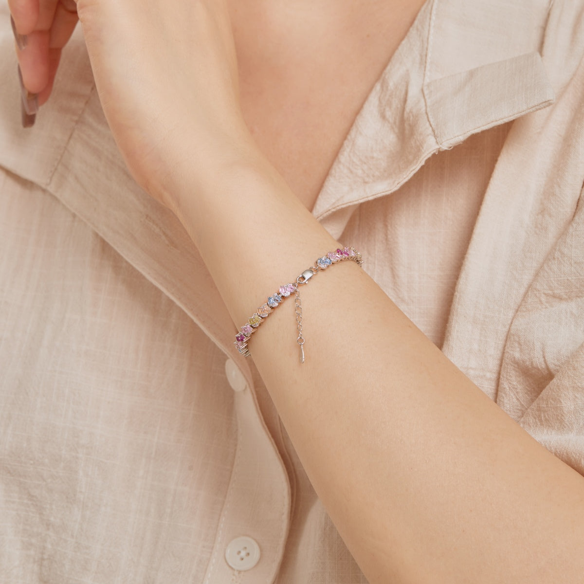 [Goodv]Ornate Colorful Flower Shape Party Bracelet