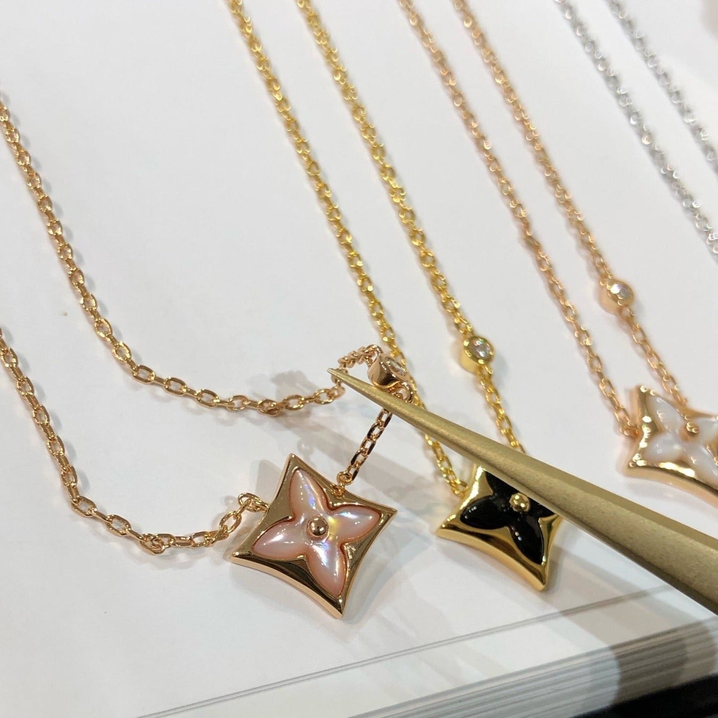 [BIJOUX]STAR BLACK MOP NECKLACE