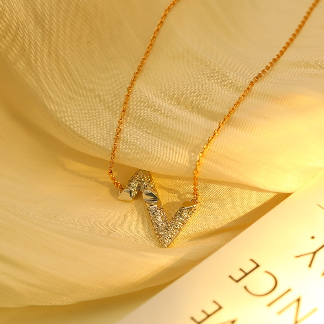 [BIJOUX]VOLT SILVER DIAMOND PEDANT NECKLACE