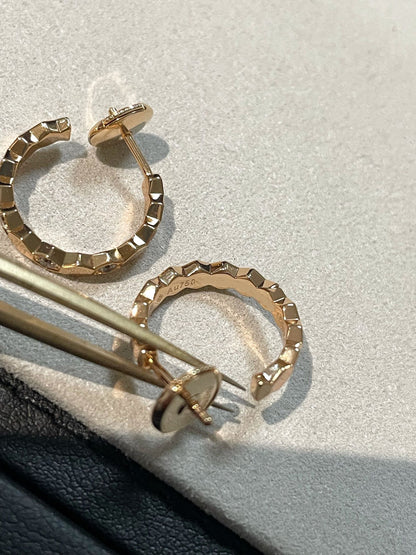 [BIJOUX]Hollow Design Four-Leaf Clover Flower Shape Ring