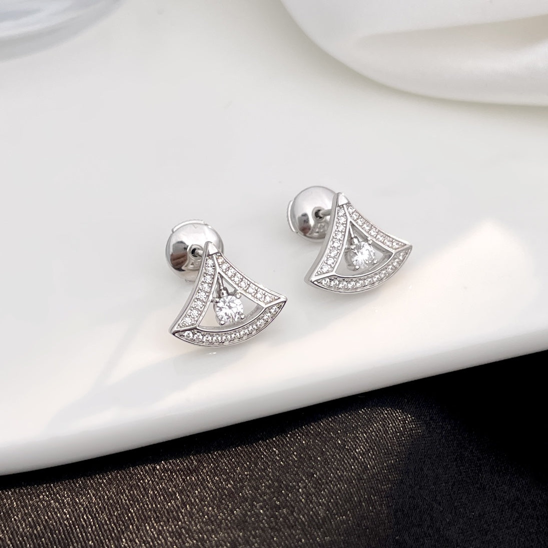 [BIJOUX]DREAM MINI DIAMOND STUD EARRINGS