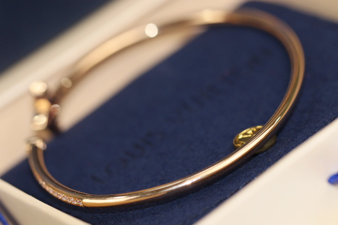 [BIJOUX] イディル ピンクゴールド オープンブレスレット ダイヤモンドパヴェ