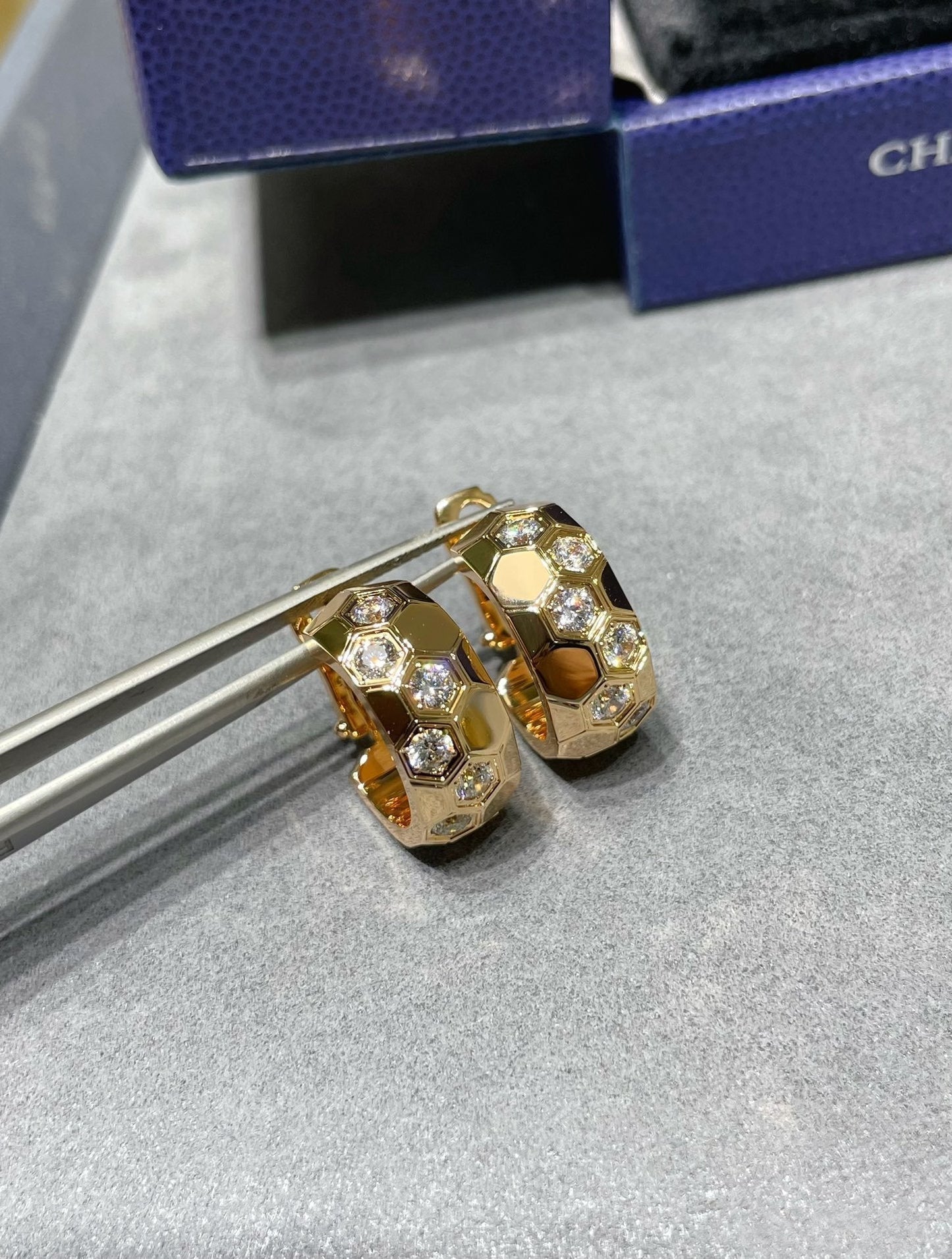 [BIJOUX]BEE LOVE DIAMOND HOOP EARRINGS