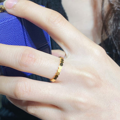 [BIJOUX]BAGUE PETITE ABEILLE AMOUR