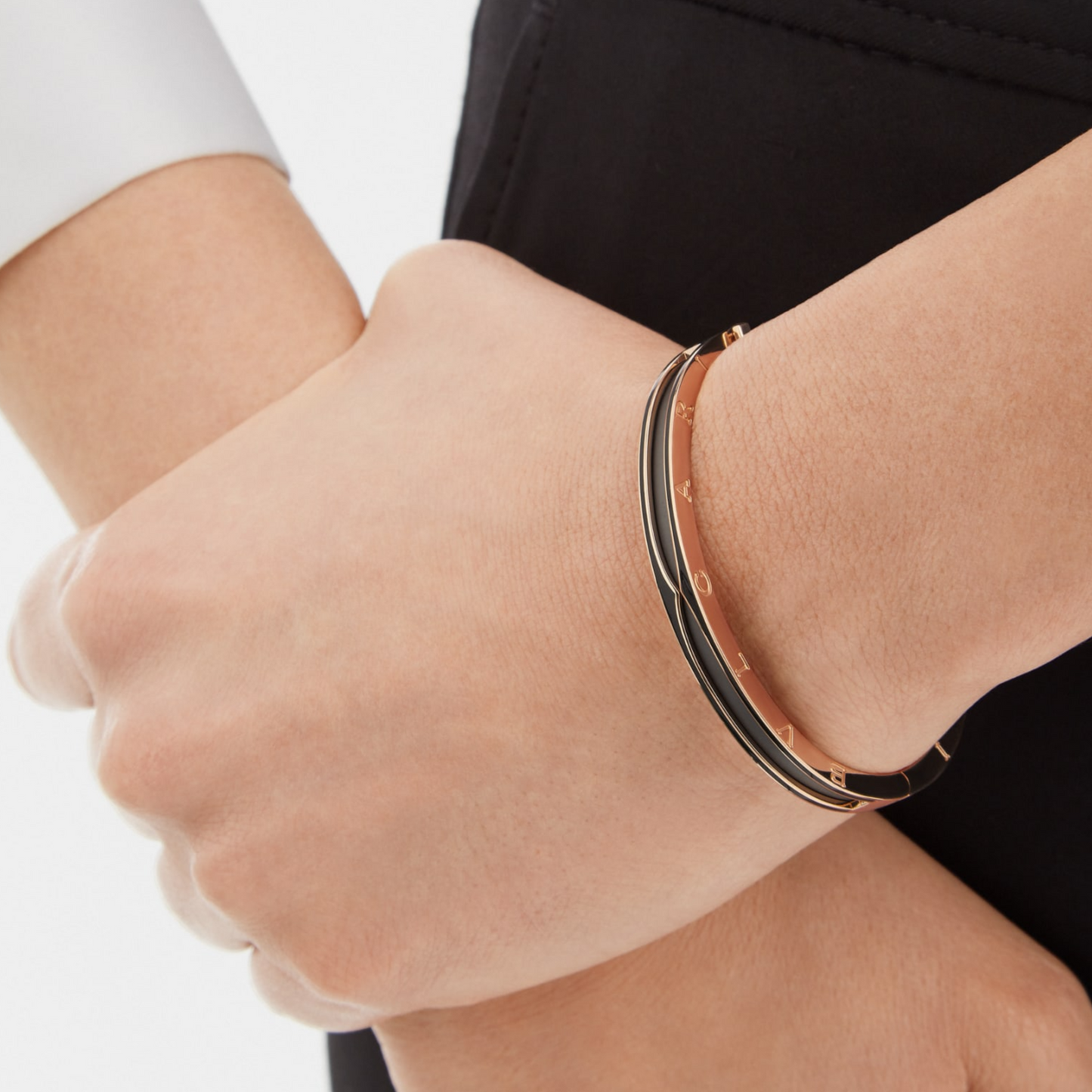 [BIJOUX]BRACELET ZERO 1 EN OR ROSE AVEC CÉRAMIQUE NOIRE MAT