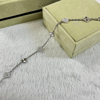 [BIJOUX]CLOVER 6 MOTIF DIAMOND LASER BRACELET