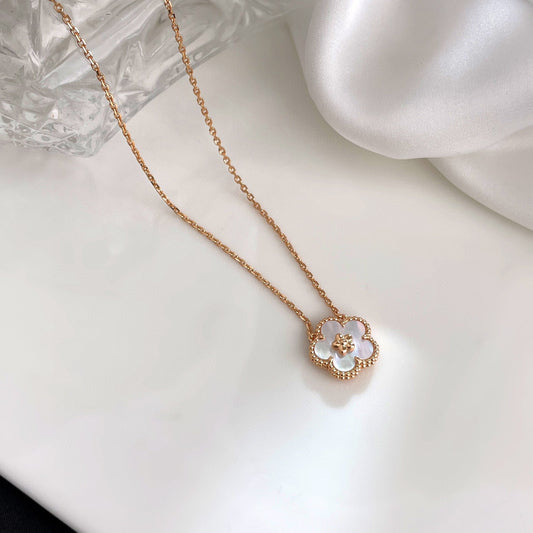 [BIJOUX]LUCKY  WHITE MOP  PLUM BLOSSOM NECKLACE