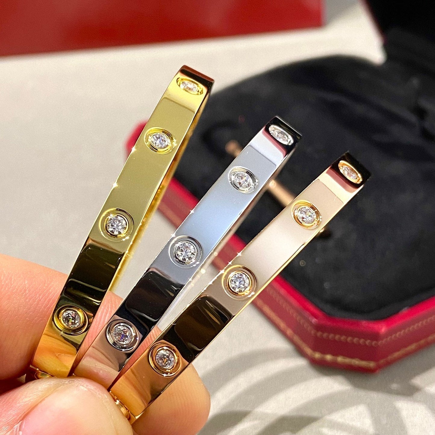 [BIJOUX]BRACELET AMOUR 6.1MM 10 DIAMANTS