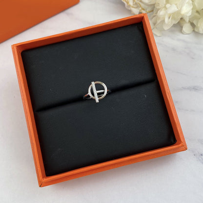 [BIJOUX]エシャペリングダイヤモンド