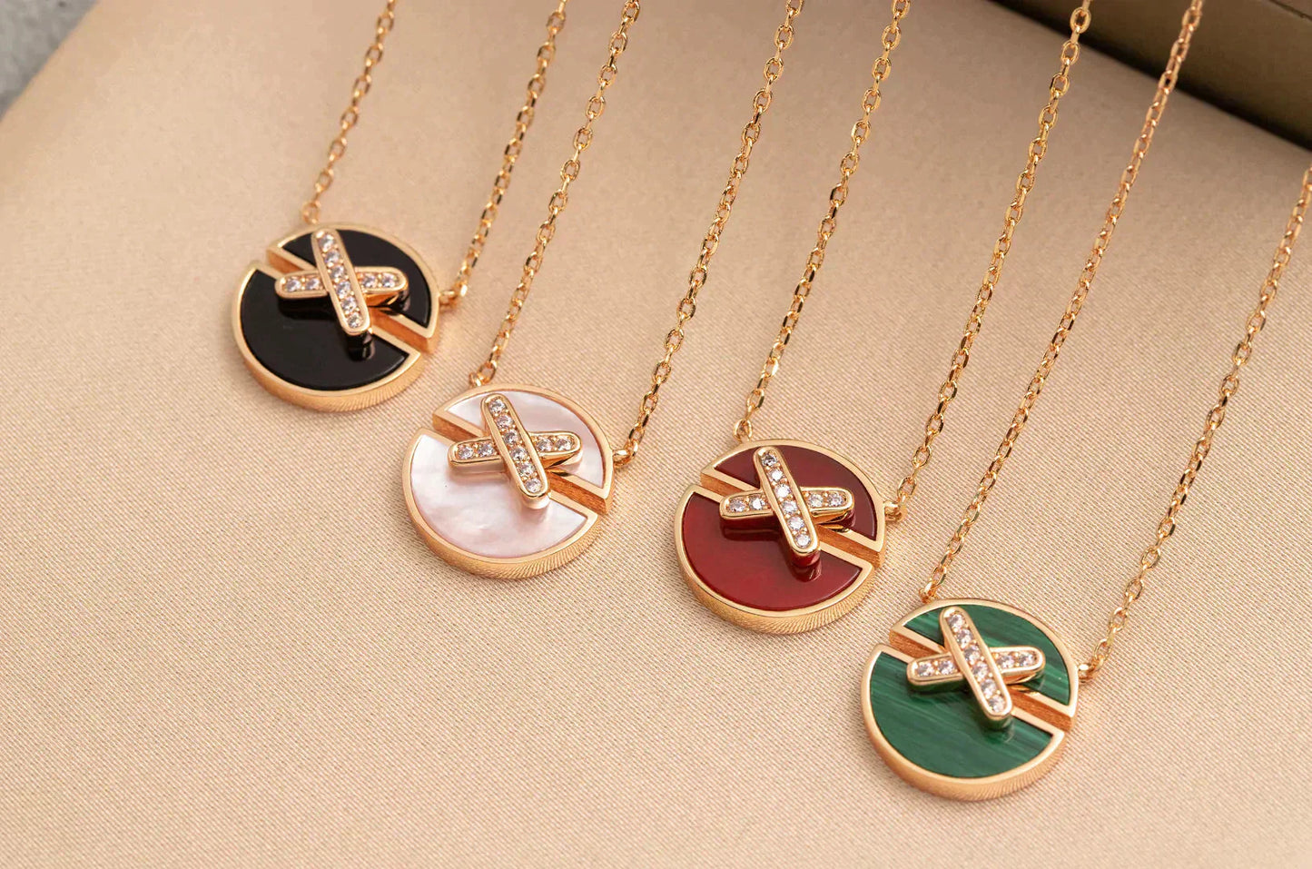 [BIJOUX]JEUX DE ROSE GOLD DIAMOND NECKLACE