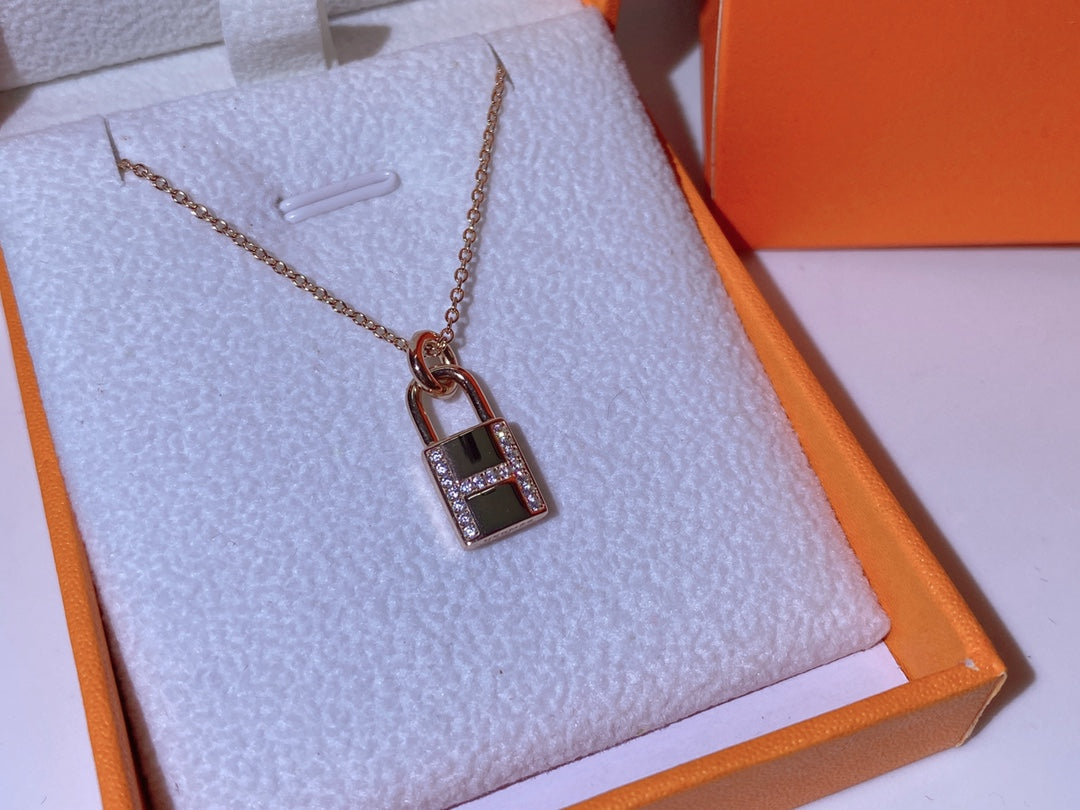 [BIJOUX]HM ADVANCED NICHE LOCK HEAD NECKLACE DIAMONDS