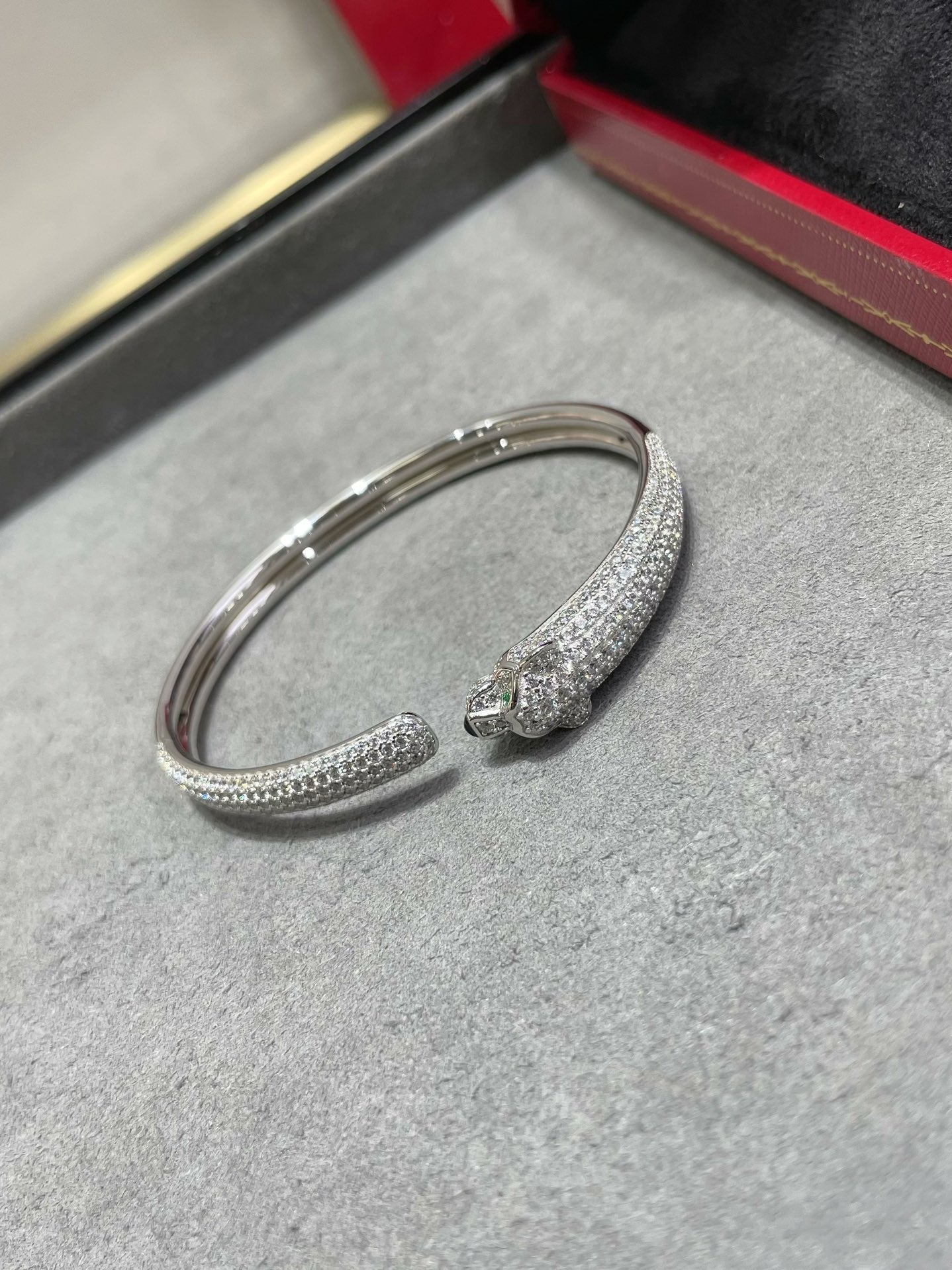 [BIJOUX]BRACELET OUVERT PANTHERE FULL DIAMOND